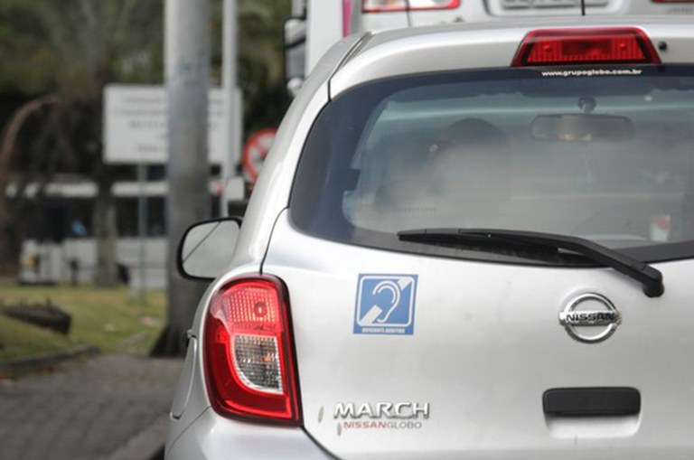 Reforma tributária pode limitar isenção de impostos para motoristas PCD, aponta ANAPcD em entrevista ao SBT