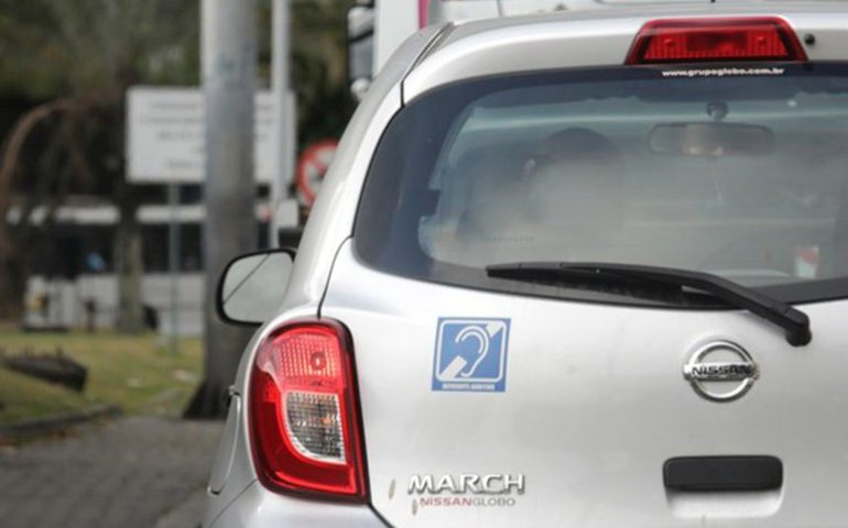 Reforma tributária pode limitar isenção de impostos para motoristas PCD, aponta ANAPcD em entrevista ao SBT